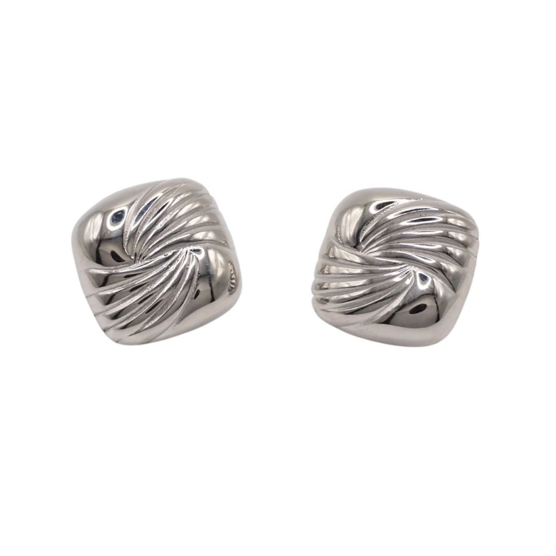 Éclair Silver Hoops