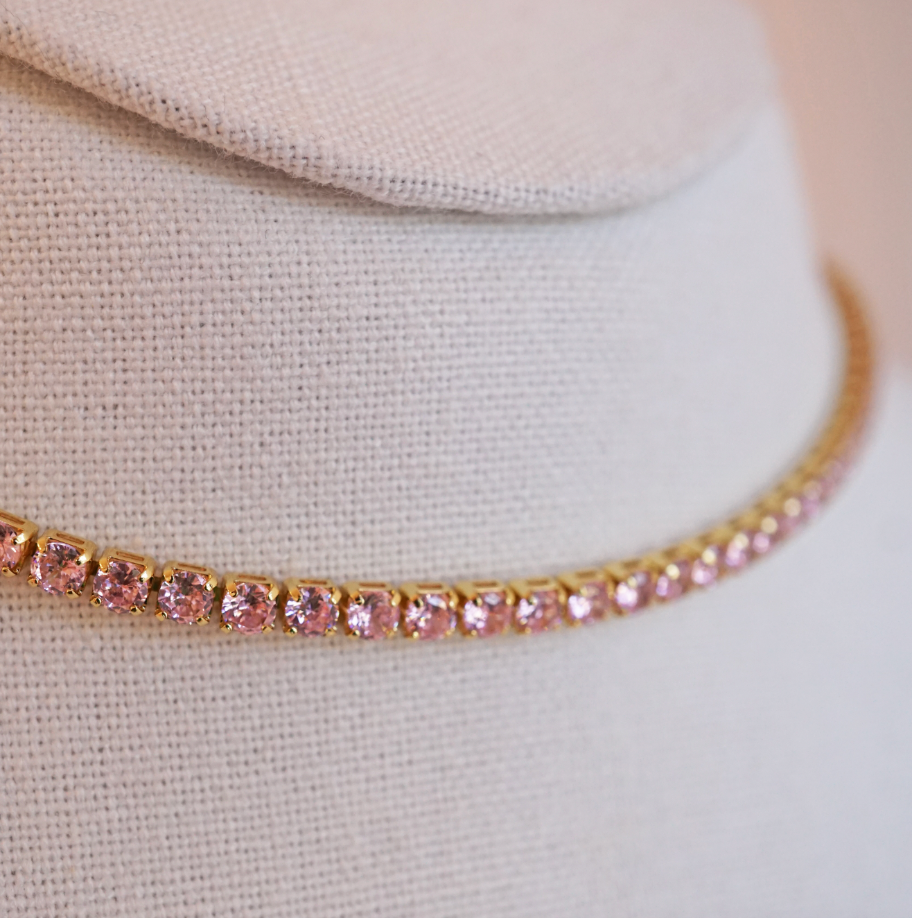 Tennis choker pink