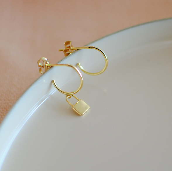 Padlock hoops